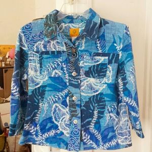 Woman's fitted Jean Jacket